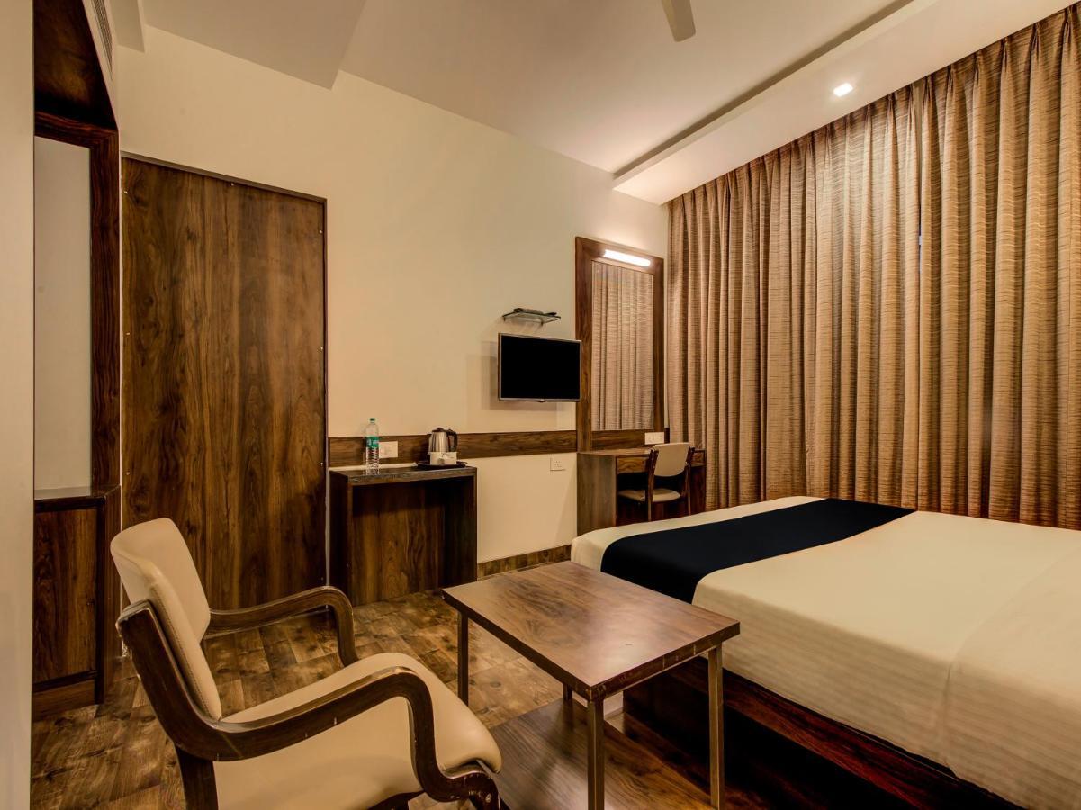 Myspace Hotels Silverstar バンガロール エクステリア 写真