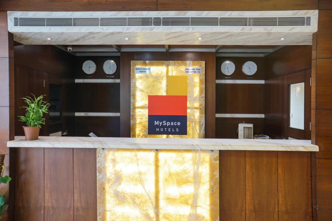 Myspace Hotels Silverstar バンガロール エクステリア 写真